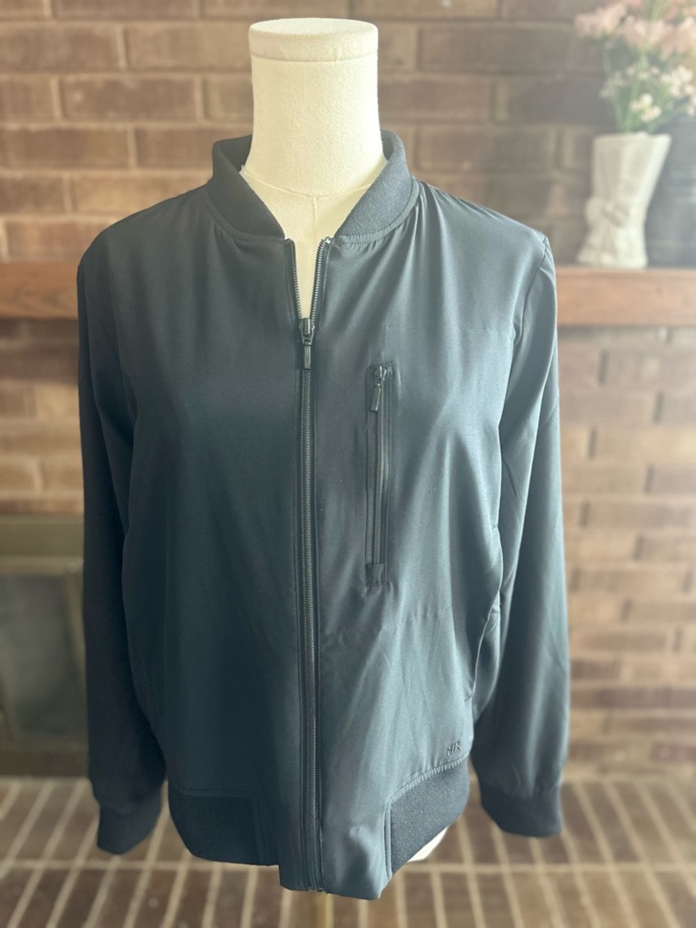 Banana Republic Lightweight Bomber Jacket Small Black Quiet Luxury Minimalist